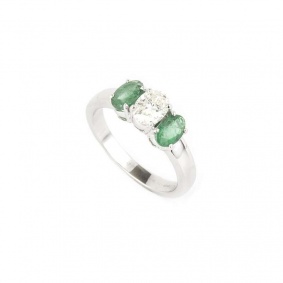 18k White Gold Emerald and Diamond Ring